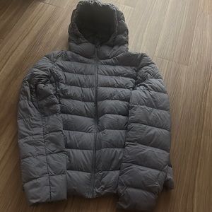Uniqlo Hooded Ultra Light Down